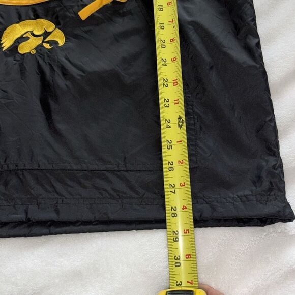 Vintage Reebok Iowa Hawkeyes‎ Pullover Black Windbreaker coat Tailgate Small - Picture 7 of 9